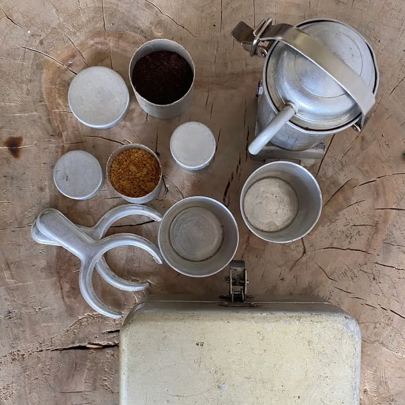 Erittäin harvinainen keräilykohde Camping Coffee Kit