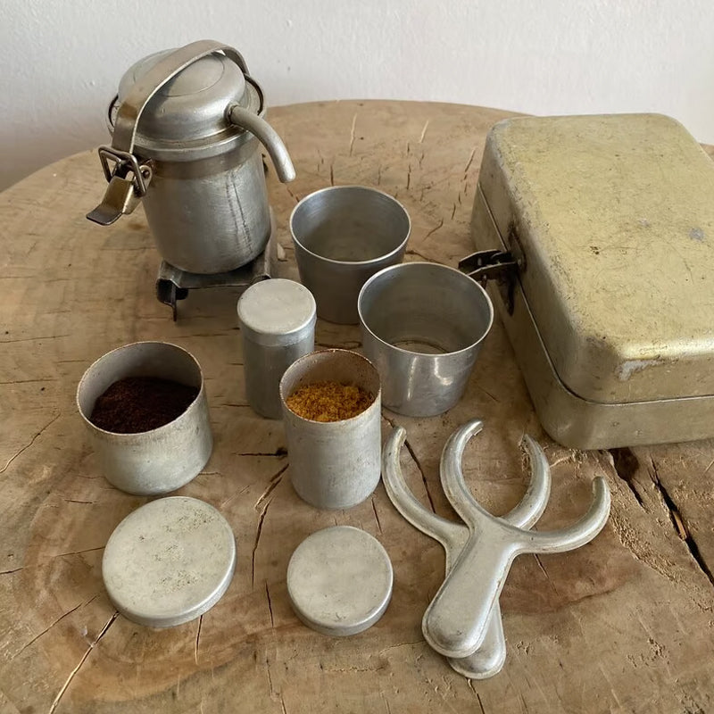 Erittäin harvinainen keräilykohde Camping Coffee Kit