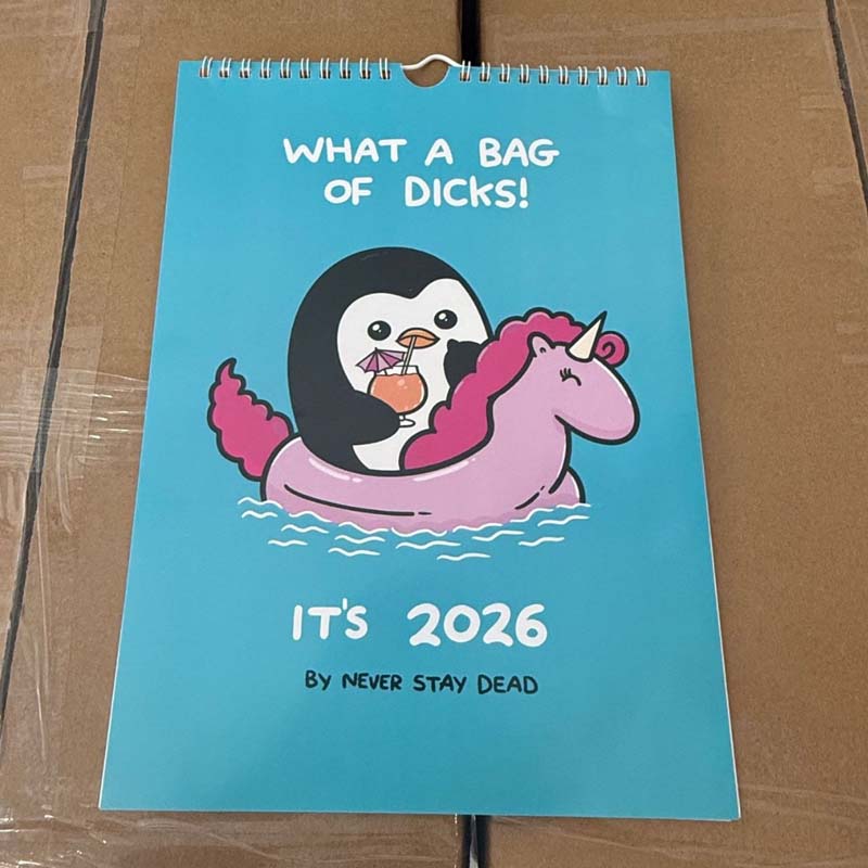 Kalenteri 2026 - Maalaistalon seinätaide ja kuukausittainen kalenteri 📅