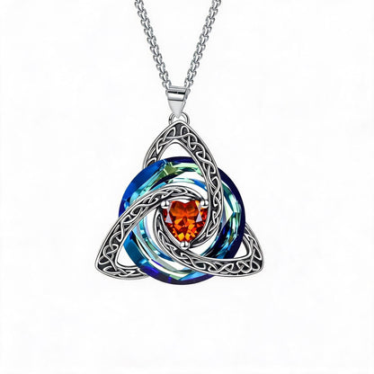 ✨Collier avec pierre de naissance et triple nœud celtique – un symbole chargé de sens, représentant l'amour et la complicité❤️