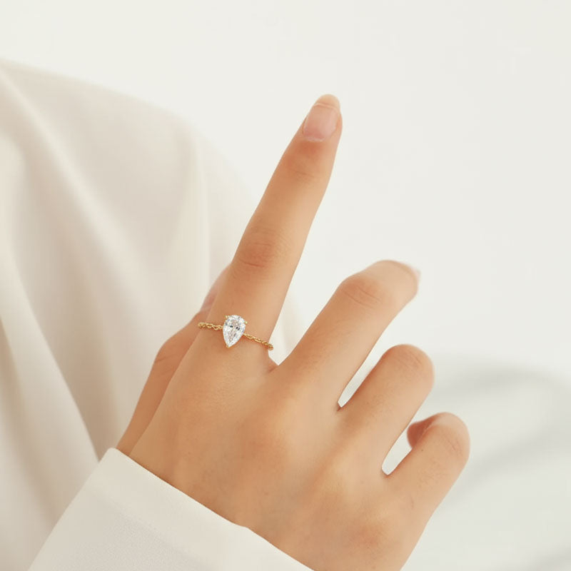 💎✨ Säädettävä kimalteleva sormus