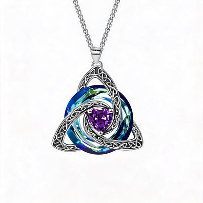 ✨Collier avec pierre de naissance et triple nœud celtique – un symbole chargé de sens, représentant l'amour et la complicité❤️
